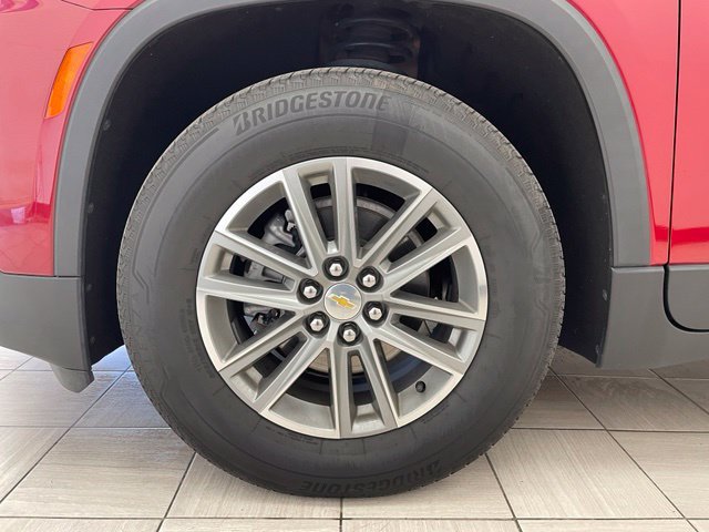 Used 2023 Chevrolet Traverse LT AWD/4WD image 8
