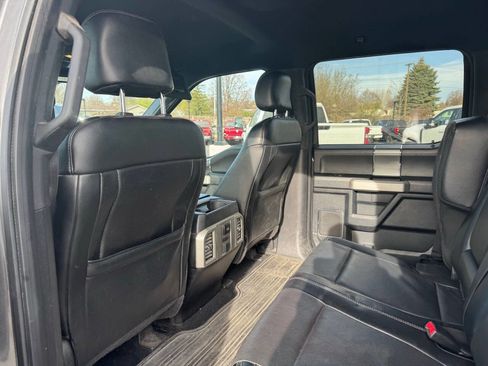 Used 2015 Ford F150 Lariat w/ Equipment Group 502A Luxury image 12