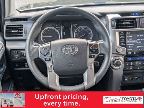 Used 2020 Toyota 4Runner Limited RWD image 15