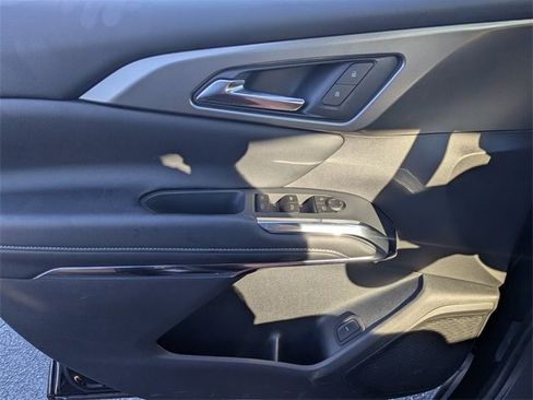 New 2026 Chevrolet Traverse LT w/ Sun and Wheel Package image 12