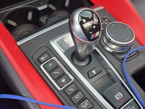 Used 2018 BMW X5 M AWD/4WD image 9