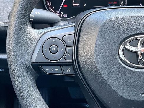 Used 2024 Toyota RAV4 LE FWD image 24
