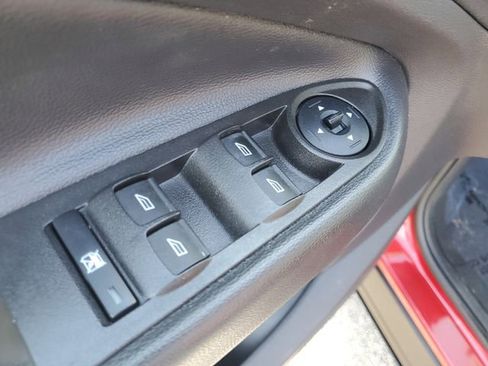 Certified 2017 Ford Escape SE image 19