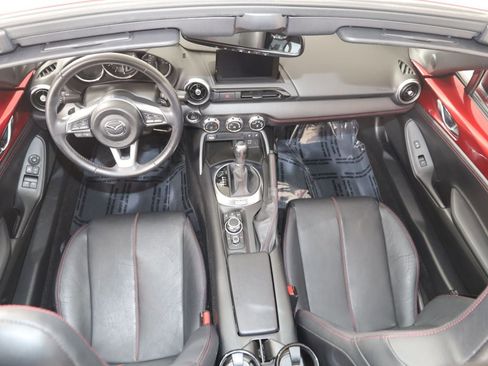 Used 2019 MAZDA MX-5 Miata RF Grand Touring RWD image 30