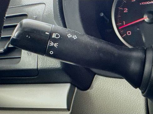 Used 2015 Subaru Forester 2.5i Premium image 12