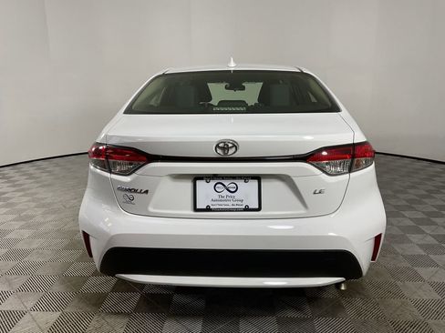 Used 2021 Toyota Corolla LE image 8