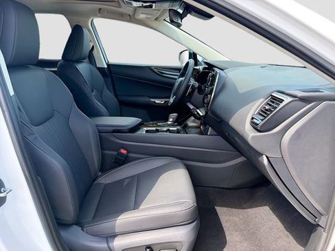 New 2026 Lexus NX 350 AWD image 15