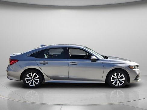 Used 2024 Honda Civic LX image 3