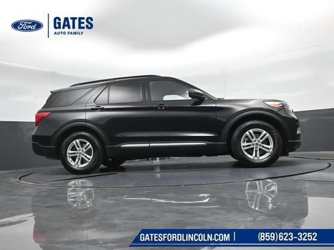 Used 2020 Ford Explorer XLT RWD image 39