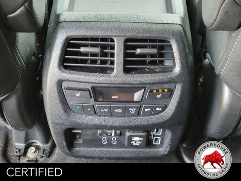 Used 2021 Honda Pilot Touring image 18