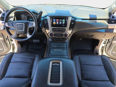 Used 2018 GMC Yukon Denali w/ Denali Ultimate Package AWD/4WD image 10