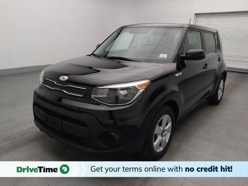 Used 2019 Kia Soul FWD image 1