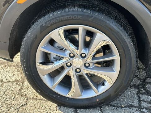 Certified 2023 Buick Encore GX Essence w/ Experience Buick Package image 9