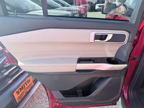 Used 2021 Ford Explorer XLT w/ Class III Trailer Tow Package image 19