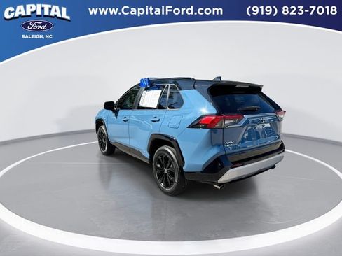 Used 2022 Toyota RAV4 XSE AWD/4WD image 6