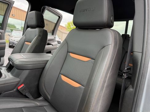 Used 2024 GMC Sierra 2500 AT4 w/ AT4 Premium Plus Package image 16