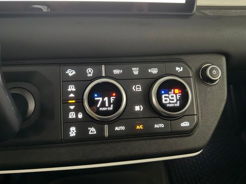 Certified 2024 Land Rover Defender 110 S image 20