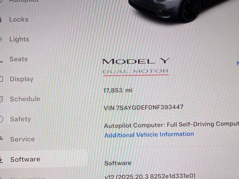 Used 2022 Tesla Model Y Performance AWD/4WD image 2