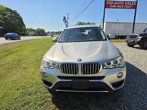 Used 2016 BMW X3 xDrive28i AWD/4WD image 2