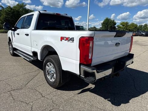 Used 2023 Ford F250 XLT w/ FX4 Off-Road Package AWD/4WD image 6