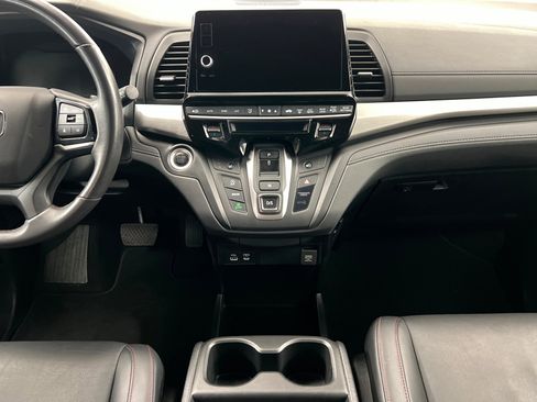 Used 2025 Honda Odyssey Sport-L image 14