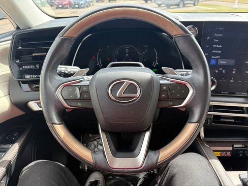 Used 2023 Lexus RX 350 w/ Accessory Package (Z1) AWD/4WD image 19