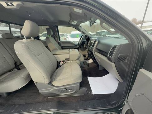 Used 2016 Ford F150 XLT w/ Equipment Group 302A Luxury image 27