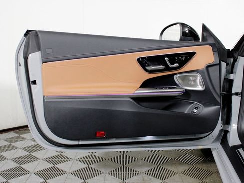 Used 2026 Mercedes-Benz CLE 300 4MATIC Cabriolet image 16