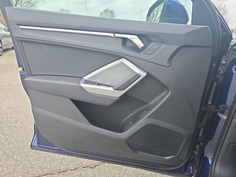 Certified 2023 Audi Q3 2.0T Premium Plus w/ Premium Plus Package image 24