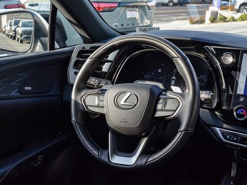 Used 2025 Lexus RX 350 image 16