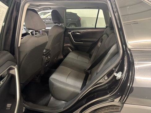 Used 2024 Toyota RAV4 XLE w/ Convenience Package FWD image 10