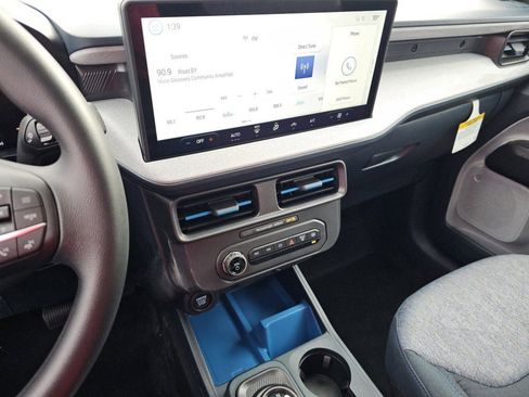 New 2026 Ford Maverick XLT w/ Equipment Group 301A image 23