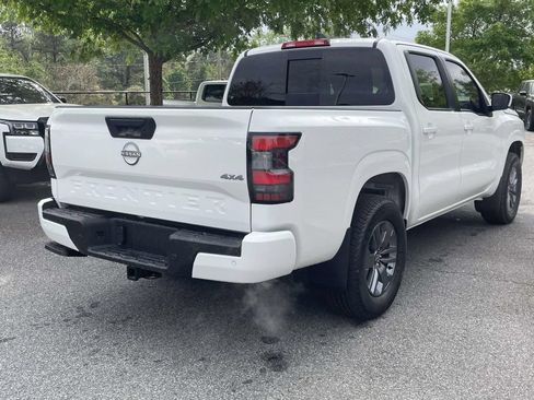 New 2026 Nissan Frontier SV w/ All-Weather Content Package AWD/4WD image 8
