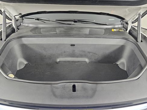 Used 2022 Rivian R1T Adventure image 14