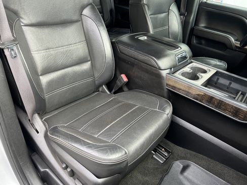 Used 2015 GMC Sierra 2500 Denali AWD/4WD image 22