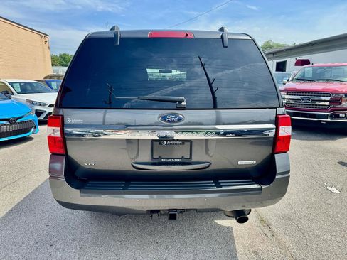 Used 2017 Ford Expedition XLT AWD/4WD image 10