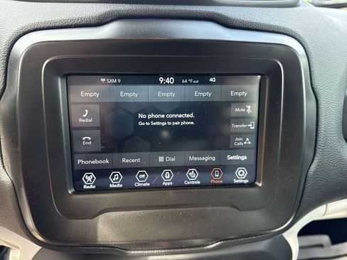 Used 2021 Jeep Renegade Latitude w/ Convenience Group AWD/4WD image 13