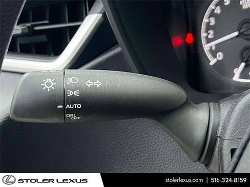 Used 2021 Toyota Corolla LE image 26