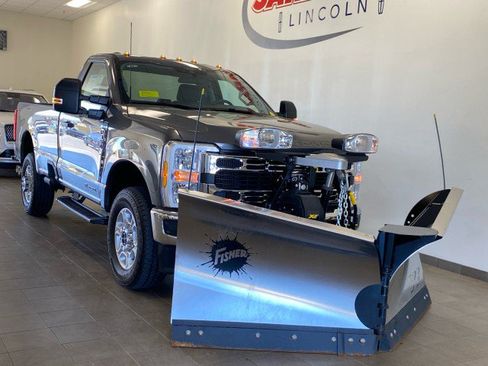 New 2026 Ford F350 XLT w/ Snow Plow/Camper Package AWD/4WD image 2