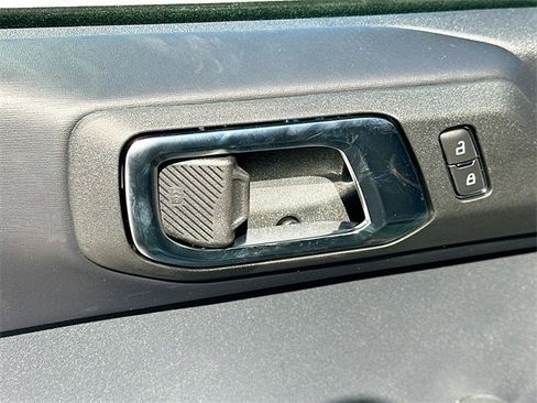 New 2025 Ford Bronco Outer Banks w/ Sasquatch Package image 13