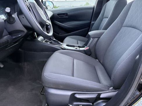 Used 2023 Toyota Corolla LE FWD image 18