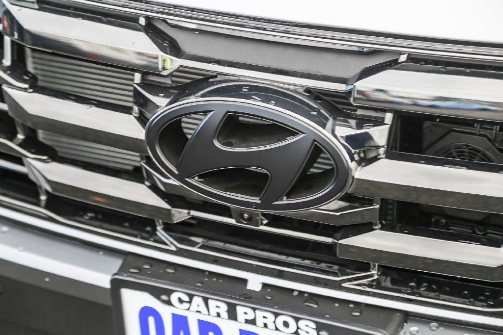 Used 2026 Hyundai Tucson Limited AWD/4WD image 6