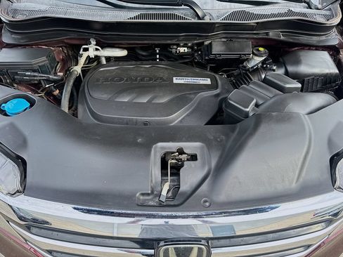 Used 2017 Honda Pilot Touring image 41
