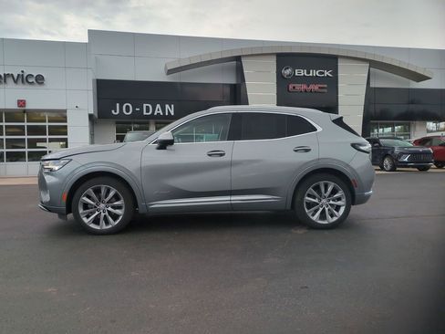 Used 2023 Buick Envision Avenir AWD/4WD image 9