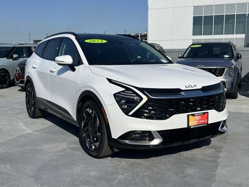Certified 2024 Kia Sportage SX image 8