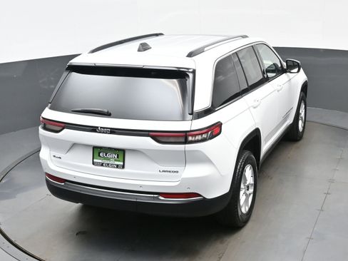 Used 2024 Jeep Grand Cherokee Laredo X image 36