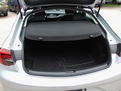 Used 2018 Buick Regal Preferred FWD image 29