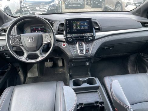 Used 2023 Honda Odyssey Sport image 13