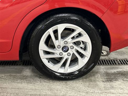 Certified 2025 Subaru Impreza 2.0i image 11