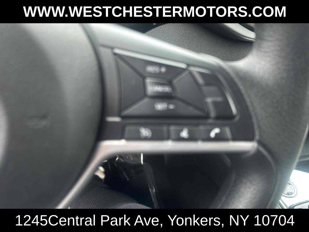 Used 2024 Nissan Altima 2.5 SV FWD image 28